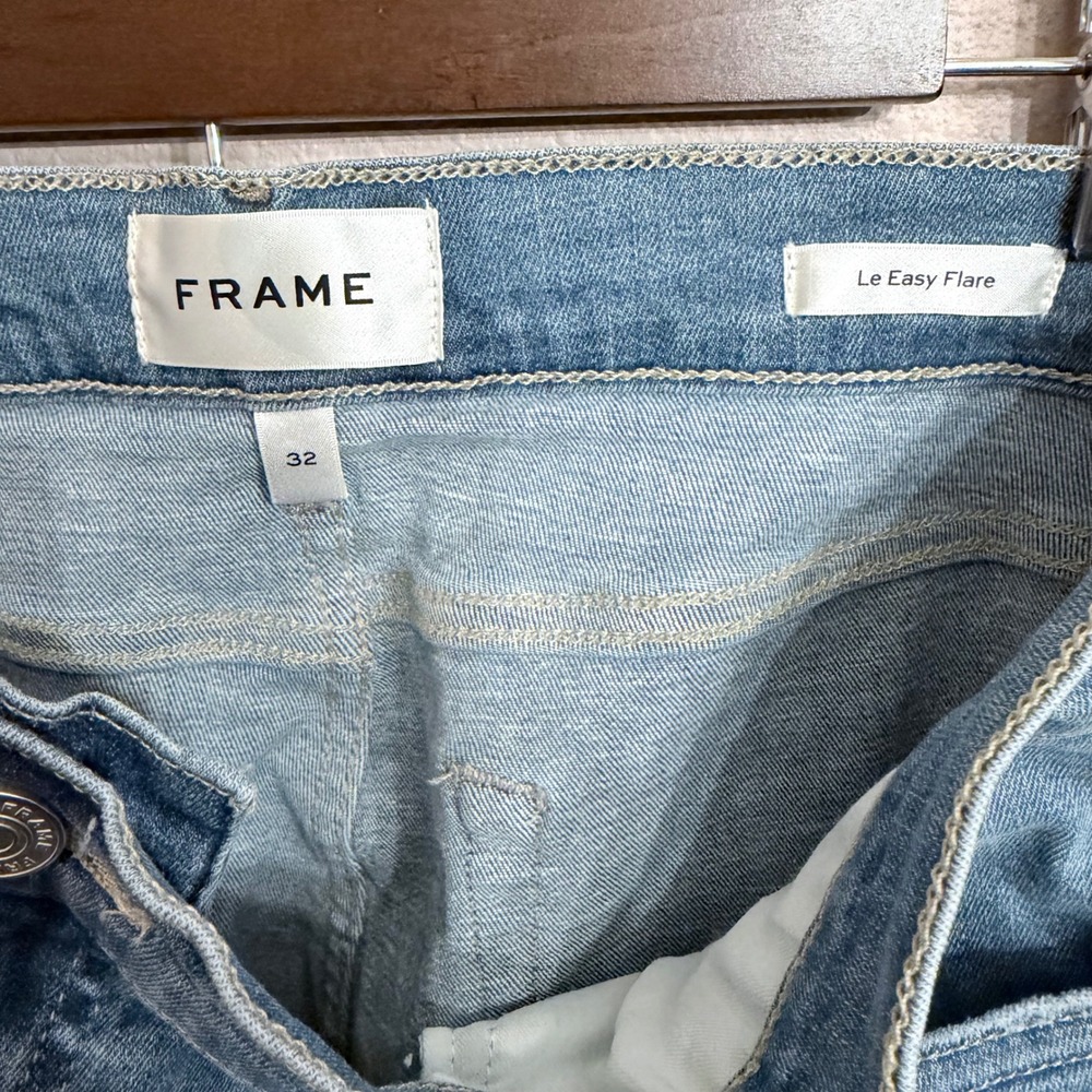 FRAME Le Easy Flare High Rise Jeans Light Wash Blue Denim Size 32 - Picture 4 of 10